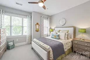 100 N Laurel Ave, Charlotte, NC 28207 - Photo 23