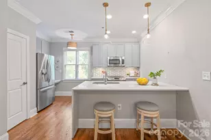 100 N Laurel Ave, Charlotte, NC 28207 - Photo 9