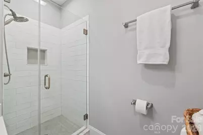 100 N Laurel Avenue #102, Charlotte, NC 28207 - Photo 21
