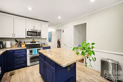 847 E Chestnut Street, Stanley, NC 28164 - Photo 7