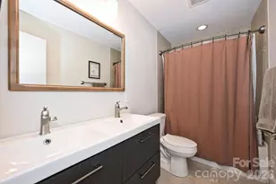 2215 ShadyView Dr, Charlotte, NC 28210 - Photo 25