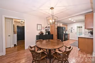 2215 ShadyView Dr, Charlotte, NC 28210 - Photo 9