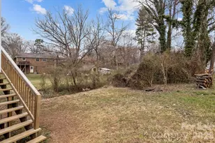 621 E Sharpe Street E, Statesville, NC 28677 - Photo 27