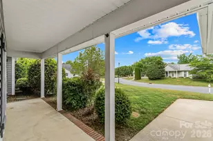 114 Hawks Nest Dr, Fletcher, NC 28732 - Photo 3