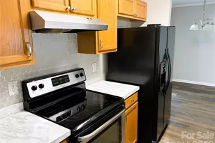 135 Ashmont Dr, Kannapolis, NC 28081 - Photo 9