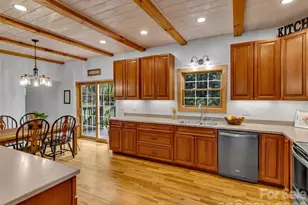 129 Hooper Haven Dr, Waynesville, NC 28786 - Photo 9