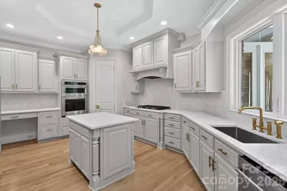 6052 Oxfordshire Road, Waxhaw, NC 28173 - Photo 7