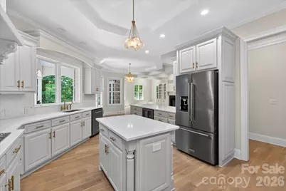 6052 Oxfordshire Road, Waxhaw, NC 28173 - Photo 9