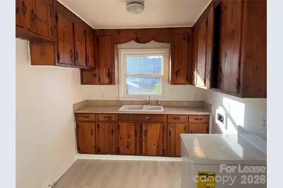 1520 Effingham Road, Charlotte, NC 28208 - Photo 1