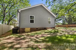 805 Hunter St, York, SC 29745 - Photo 35