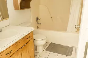 2472 Lake St, Lincolnton, NC 28092 - Photo 9