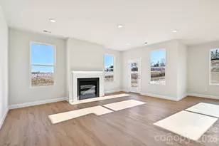 605 Banter Ln, Cramerton, NC 28032 - Photo 5
