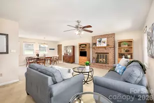 15 Pinedale Rd, Asheville, NC 28805 - Photo 11