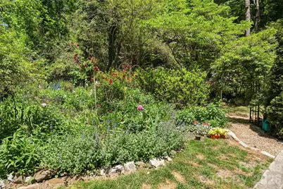 185 Macon Avenue #B10, Asheville, NC 28804 - Photo 39