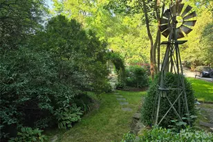 10112 Idlewild Rd, Matthews, NC 28105 - Photo 5