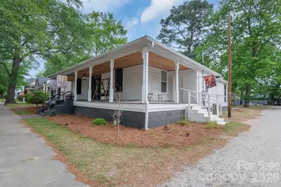 226 Huger Street, Cheraw, SC 29520 - Photo 1