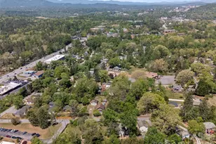 926 W Chapel Rd, Asheville, NC 28803 - Photo 25