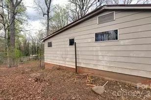 803 Jackson St, Kings Mountain, NC 28086 - Photo 9