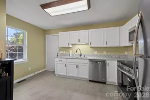 125 Mills Forest Ln, Mooresville, NC 28117 - Photo 13