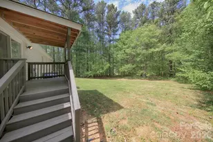 223 Ridge Creek Dr, Troutman, NC 28166 - Photo 3