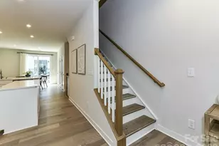 408 Tristram Ln, Charlotte, NC 28205 - Photo 19