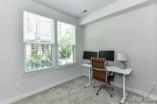 408 Tristram Ln, Charlotte, NC 28205 - Photo 31