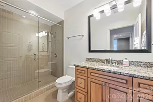 222 S Caldwell St, Charlotte, NC 28202 - Photo 29