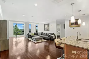 222 S Caldwell St, Charlotte, NC 28202 - Photo 3