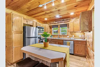 5881 US 23 Highway, Mars Hill, NC 28754 - Photo 21