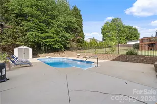 2604 Ironwood Dr, Hickory, NC 28602 - Photo 41