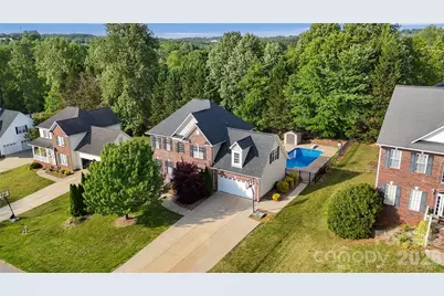 2604 Ironwood Drive, Hickory, NC 28602 - Photo 1