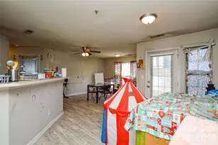 9709 Campus Walk Ln, Charlotte, NC 28262 - Photo 7