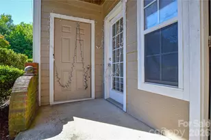 9709 Campus Walk Ln, Charlotte, NC 28262 - Photo 25