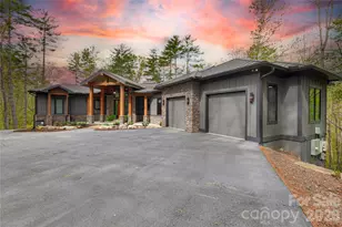 726 Ugugu Dr, Brevard, NC 28712 - Photo 1