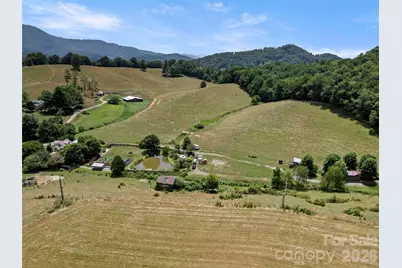 115 Gardening Frog Trail, Waynesville, NC 28785 - Photo 3