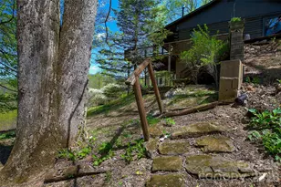 551 Carvers Knob Rd, Spruce Pine, NC 28777 - Photo 29