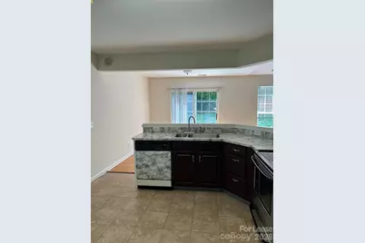 2700 Wingdale Drive, Charlotte, NC 28213 - Photo 5