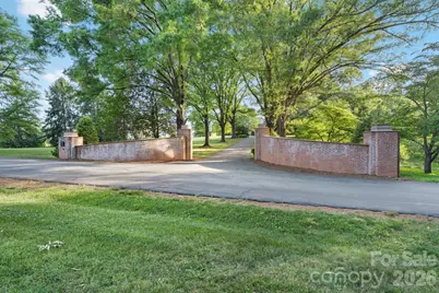 1486 Knolls Drive, Newton, NC 28658 - Photo 47