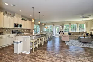 304 Picasso Trl, Mount Holly, NC 28120 - Photo 7