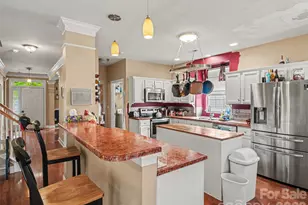 3422 Pasture View Ct, Charlotte, NC 28269 - Photo 7