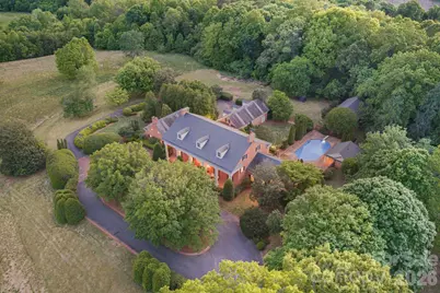 1486 Knolls Drive, Newton, NC 28658 - Photo 3