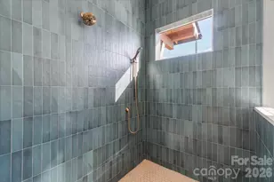 984 Eagle Lake Dr, Brevard, NC 28712 - Photo 23