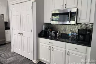 9022 Goldfields Dr, Charlotte, NC 28227 - Photo 7