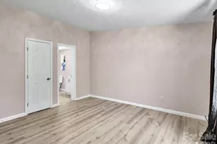 2275 Lamb Mountain Rd, Hendersonville, NC 28792 - Photo 19