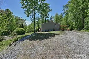 2275 Lamb Mountain Rd, Hendersonville, NC 28792 - Photo 3