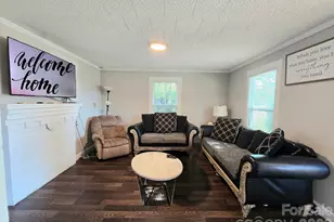 604 S Zion St, Landis, NC 28088 - Photo 3