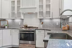1764 Dunkirk Dr, Charlotte, NC 28203 - Photo 13