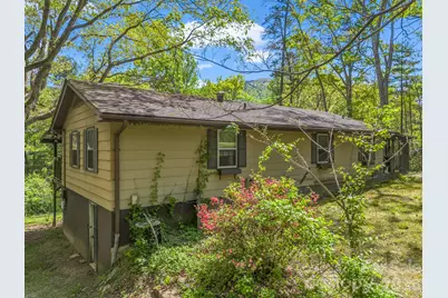 69 Hidden Brook Drive, Hendersonville, NC 28739 - Photo 7