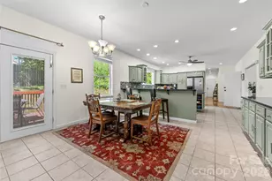 64 Wyoming Rd, Asheville, NC 28803 - Photo 5