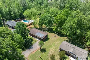 2060 Barringer Cir, Newton, NC 28658 - Photo 27